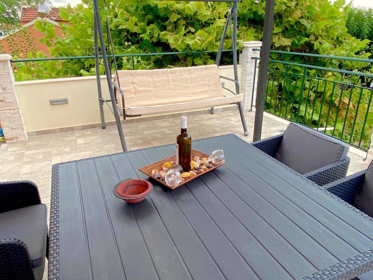 Asteraki Poolside Apartment By Dadovillas Acharavi  Exterior foto